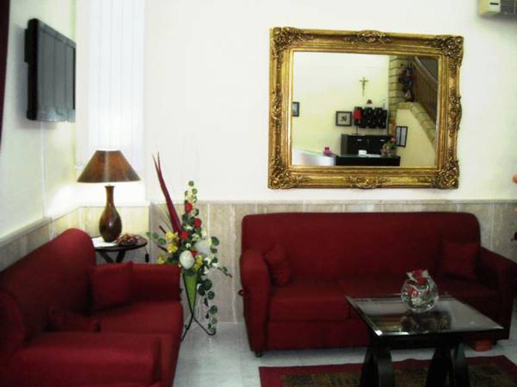 Hotel New Baby กาแซร์ตา ภายนอก รูปภาพ